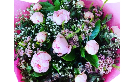 Thoughtful Blooms from Strathmore to Surrounding Suburbs