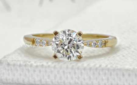 Timeless Elegance: Lab-Grown and Moissanite Engagement Rings